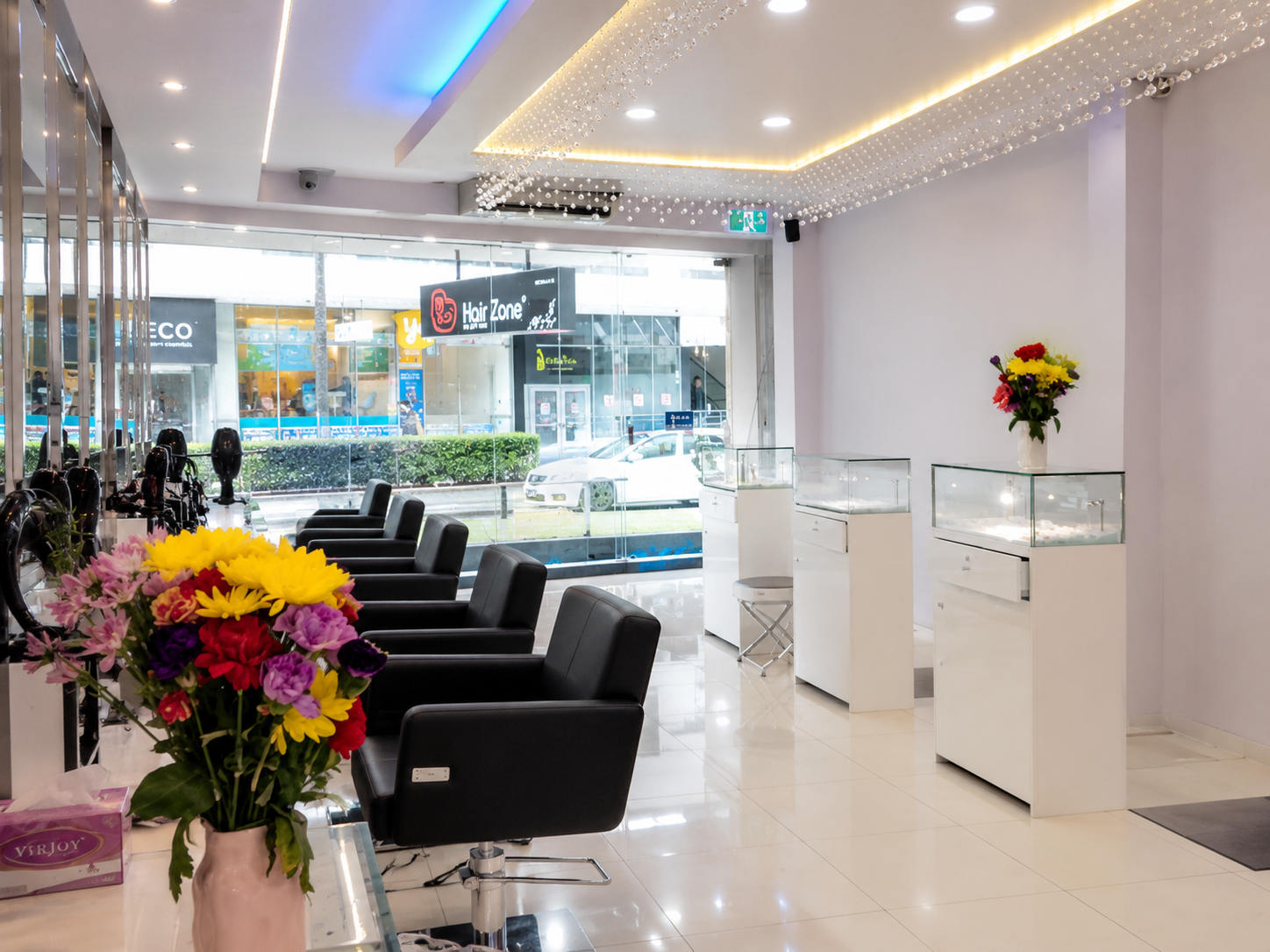 Hair Zone storefront in Westfield Parramatta